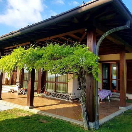 B&B Margot Albavilla Exteriér fotografie